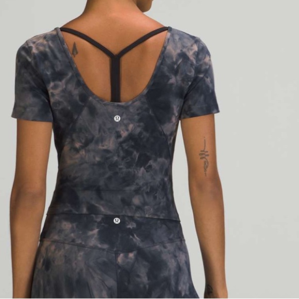 Lululemon Align T-shirt diamond dye graphite grey size 6 - Picture 2 of 3
